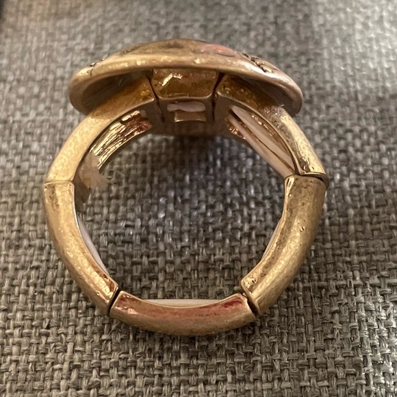 🎉⚾️ Gold Baseball Stretch Ring Game Days - Picture 3 of 3